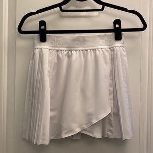 RARE Alo Yoga ACES Pleated WrP Tennis Skirt (with pockets)